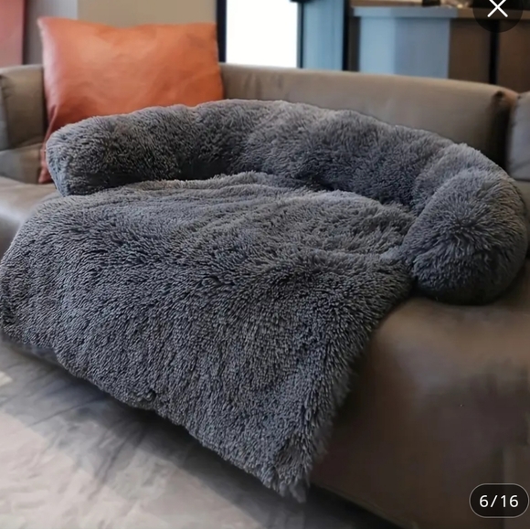 Luxurious Plush Dog Bed - Gray - Picture 2 of 2